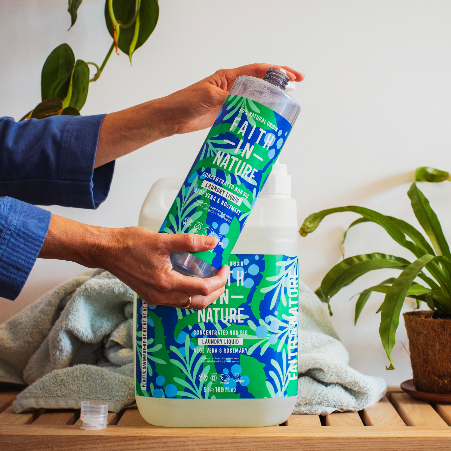 Aloe Vera & Rosemary laundry liquid - 1L