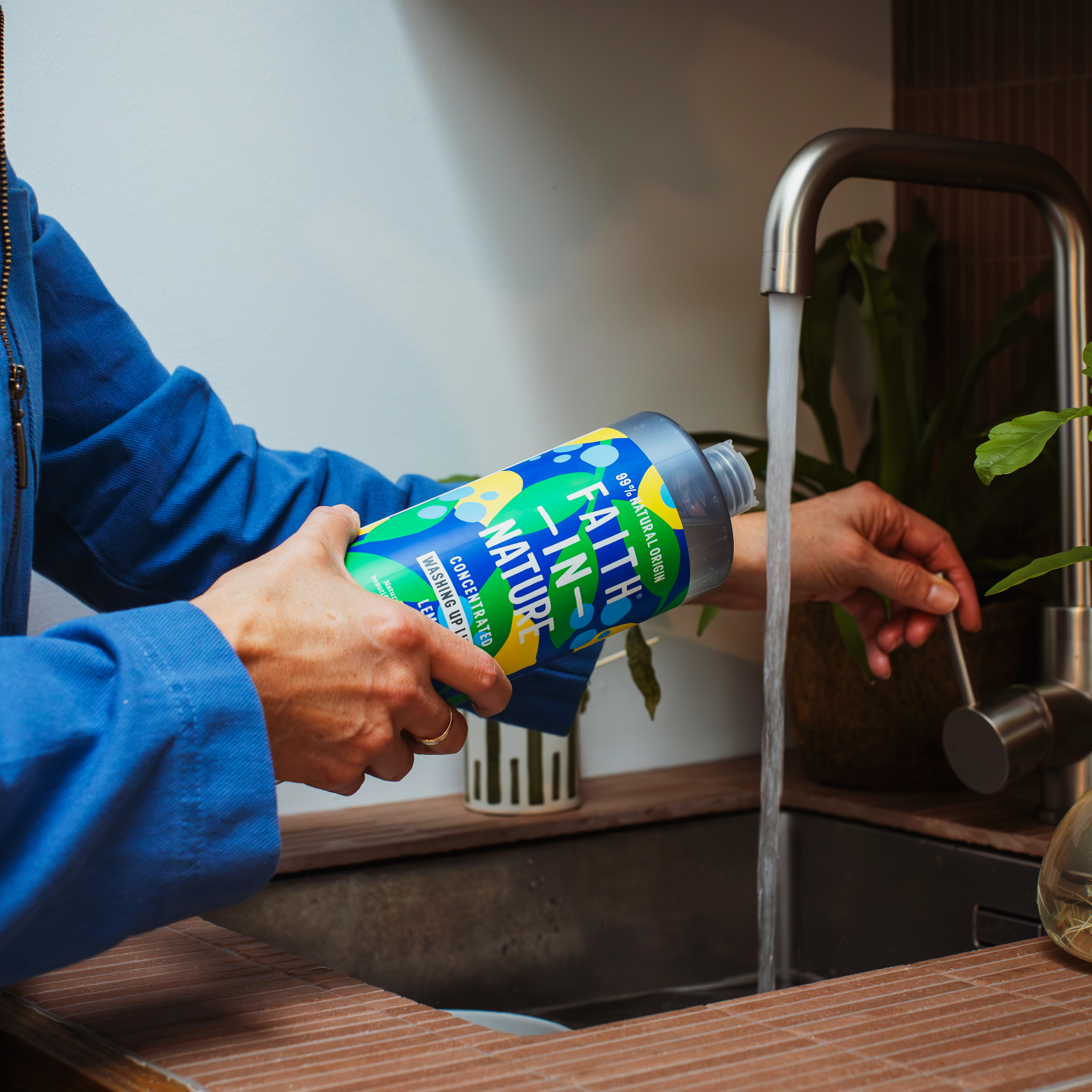 Lemon washing up liquid - 1L